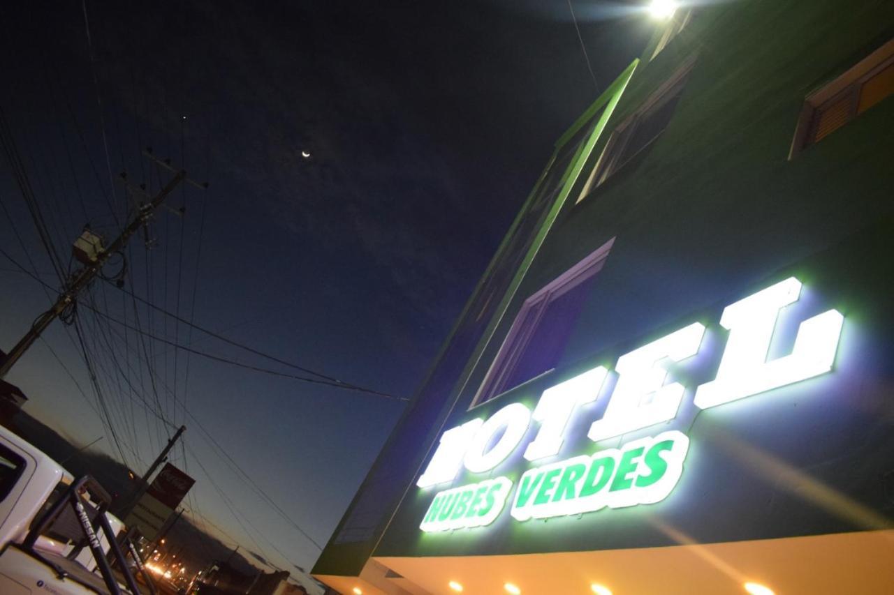 Hotel Nubes Verdes Ipiales Exterior photo